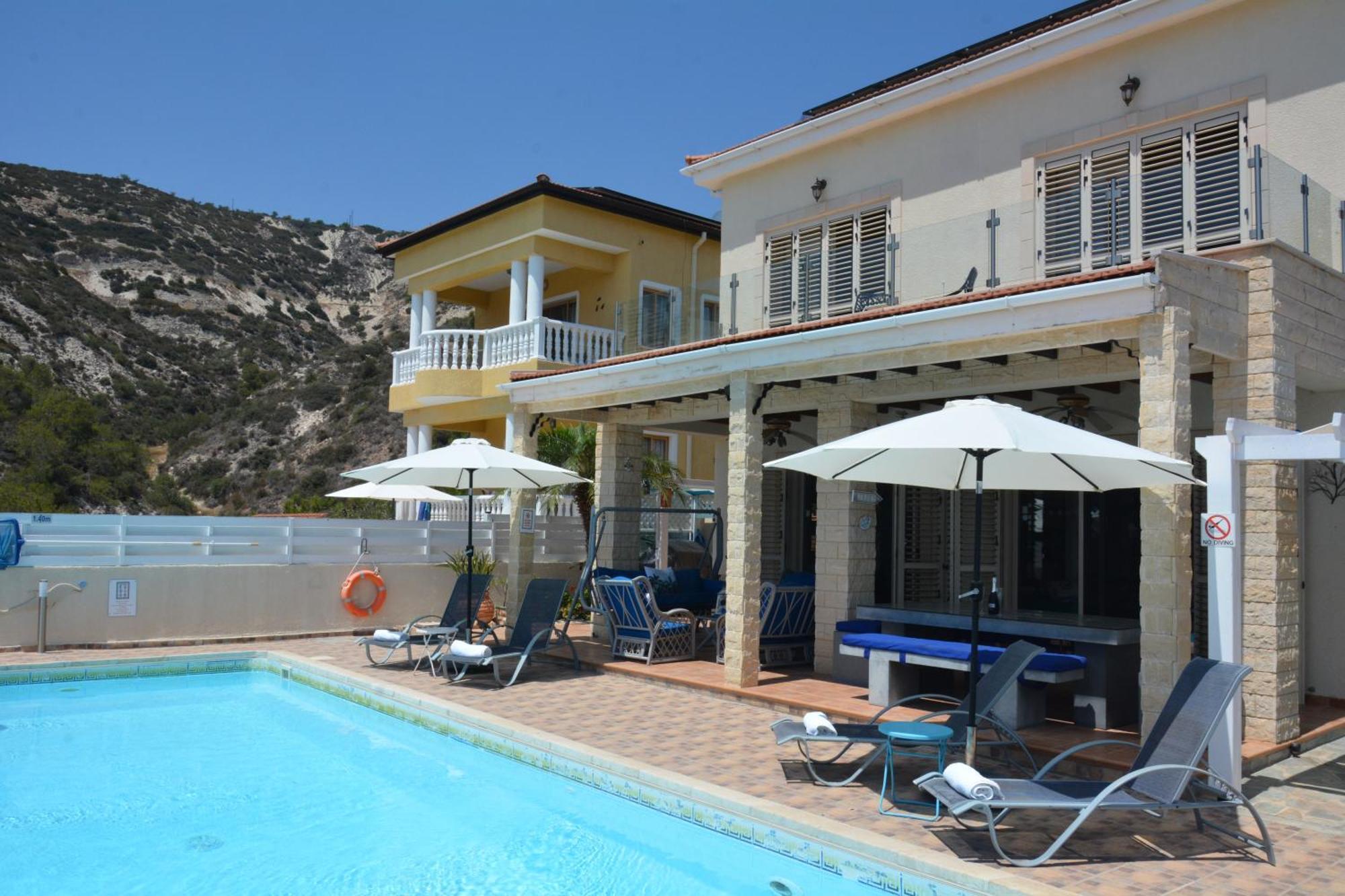 Villa Ocean Breeze Пейя Экстерьер фото